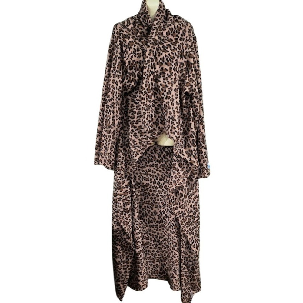 Snuggie Leopard Print Shawl Wrap Blanket Lounger Women's